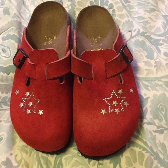 Birkenstock Shoes - Birkenstock Papillio Boston size 7 red suede. Birkenstock Shoes - Birkenstock Papillio Boston size 7 red suede.
